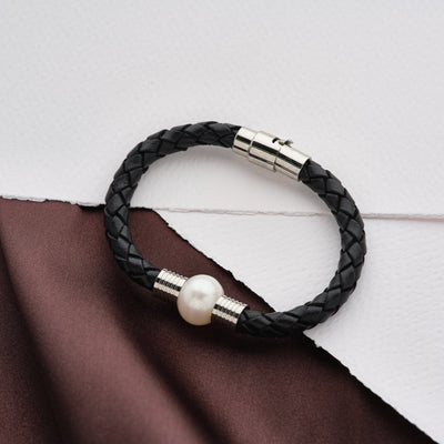 Summit Strand Freshwater Pearl Bracelet