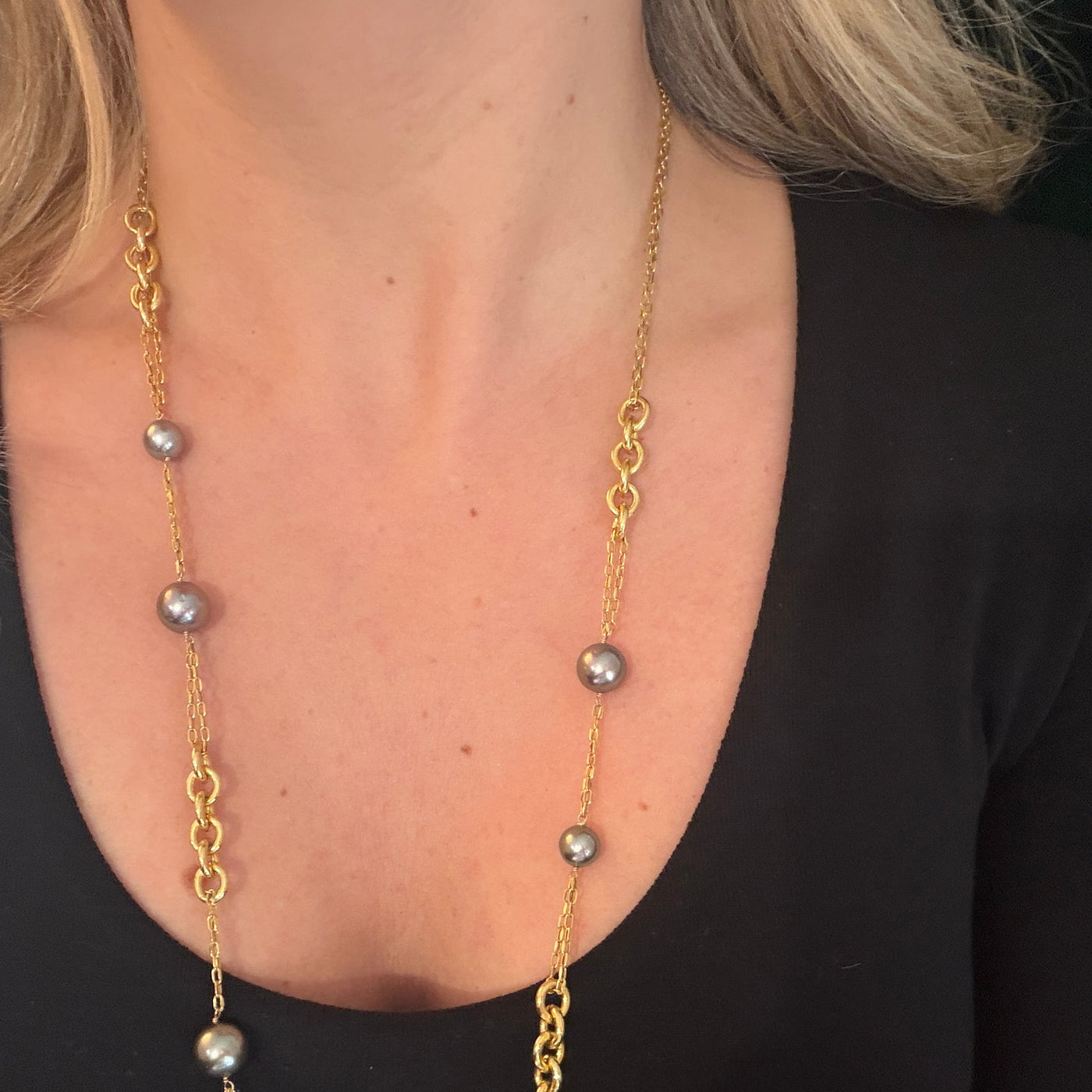 Chain & Tahitian Pearl Necklace