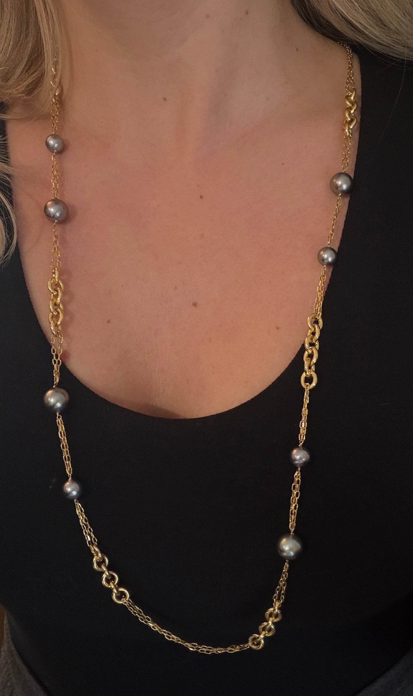 Chain & Tahitian Pearl Necklace
