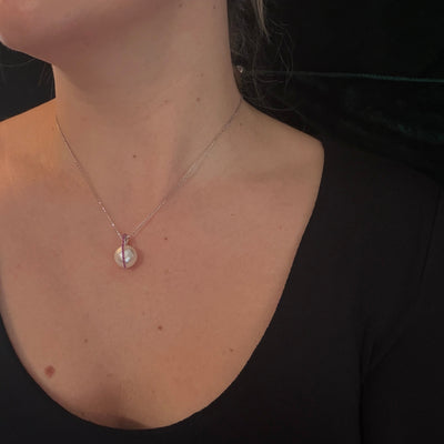 Linear Luxe South Sea Pearl Pendant
