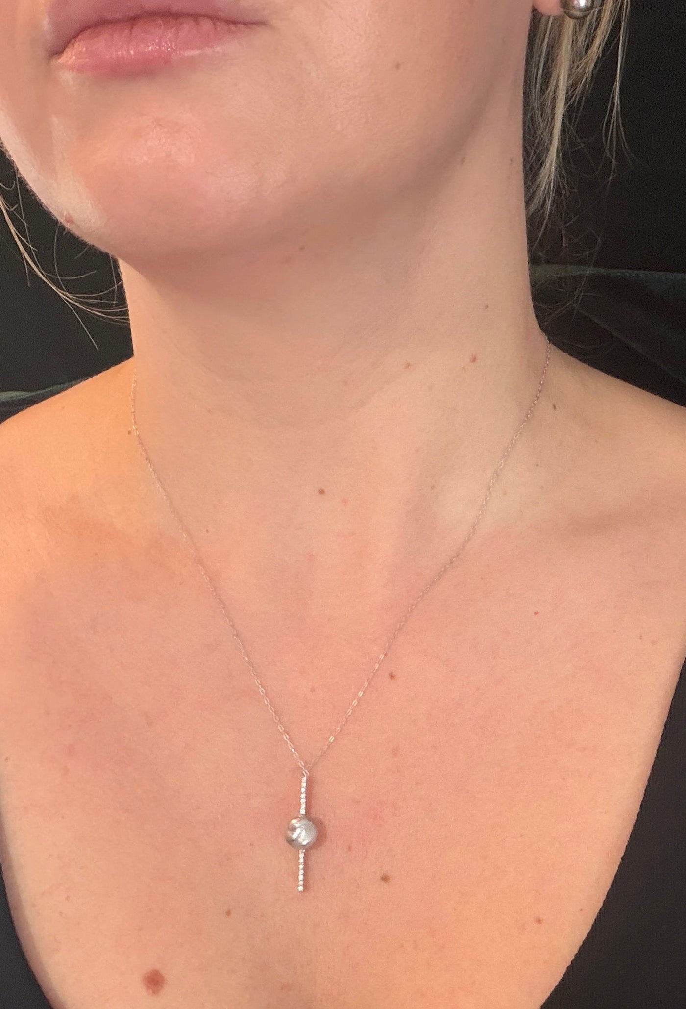 Keshi Pearl Diamond Bar Pendant