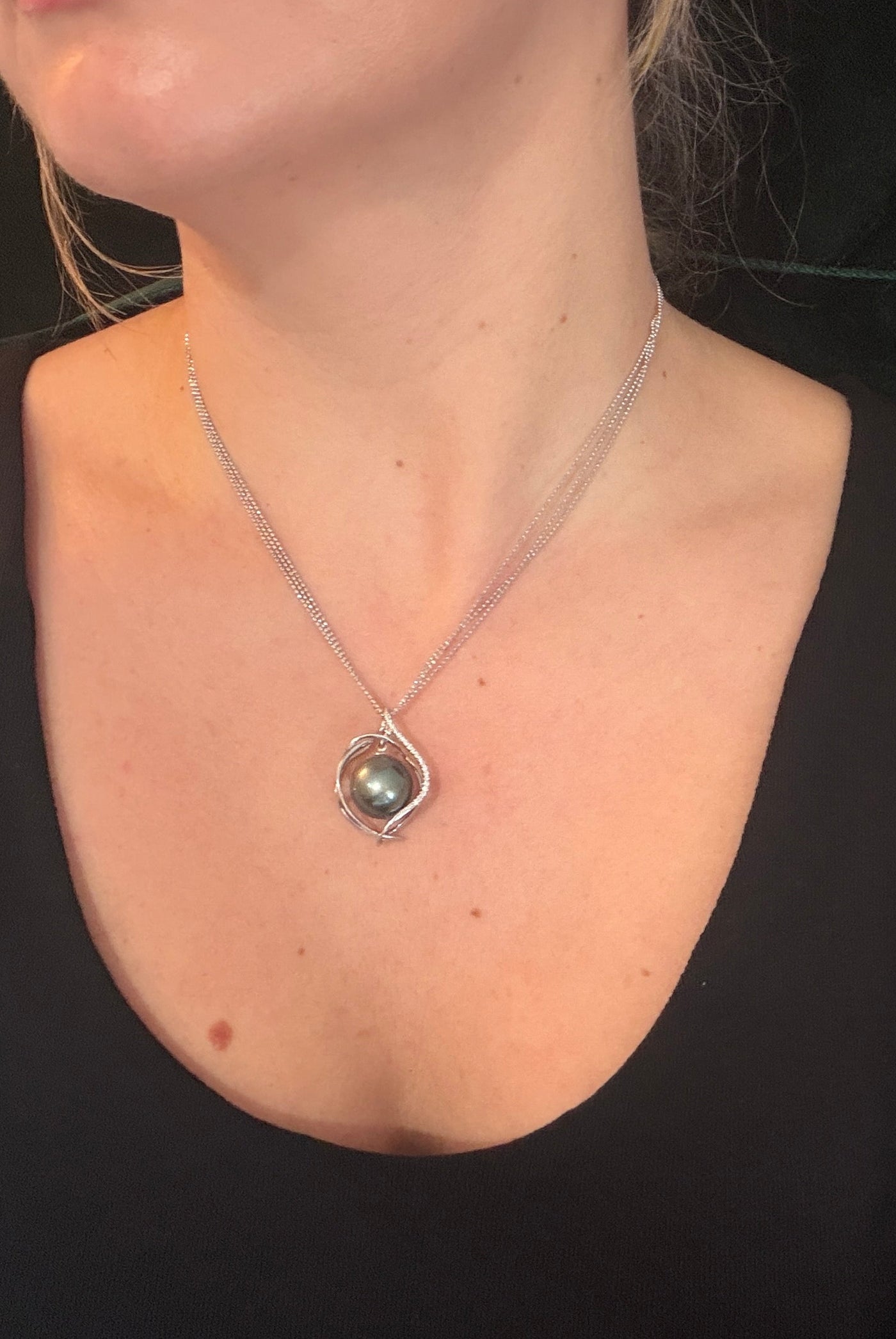 Noir Cage Tahitian Pearl Pendant