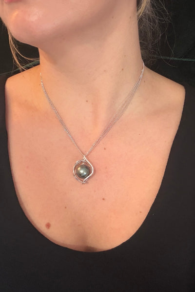 Noir Cage Tahitian Pearl Pendant