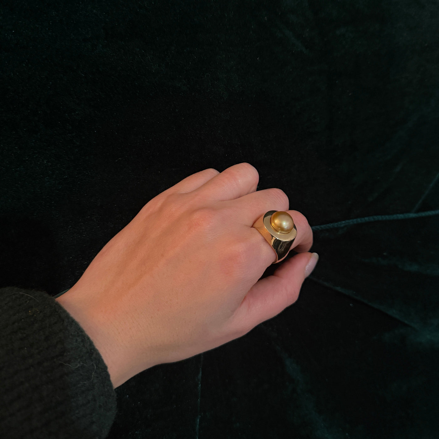 Unisex Golden South Sea Pearl Dome Ring