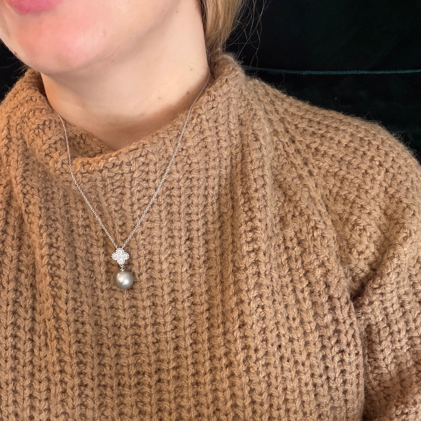 Tahitian Four-Leaf Pendant