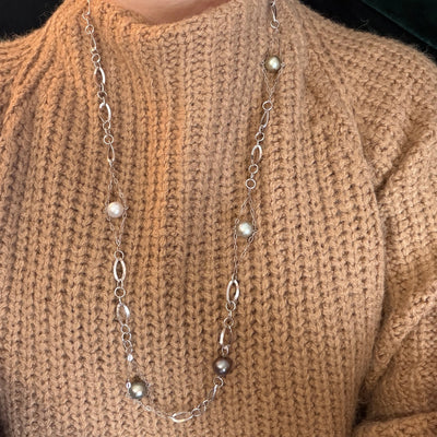 Radiance Oval Pearl Necklace