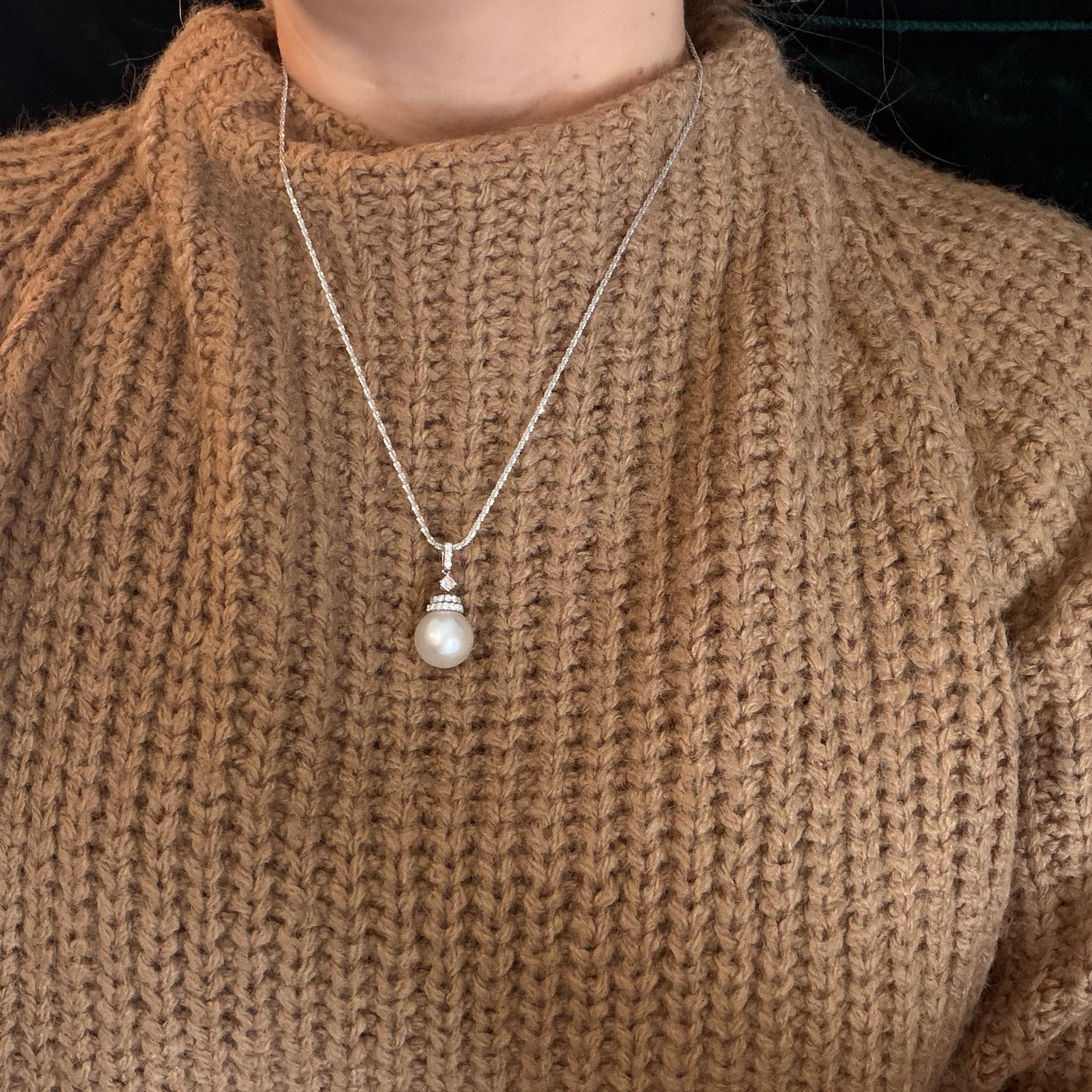 The White Halo Pendant Necklace