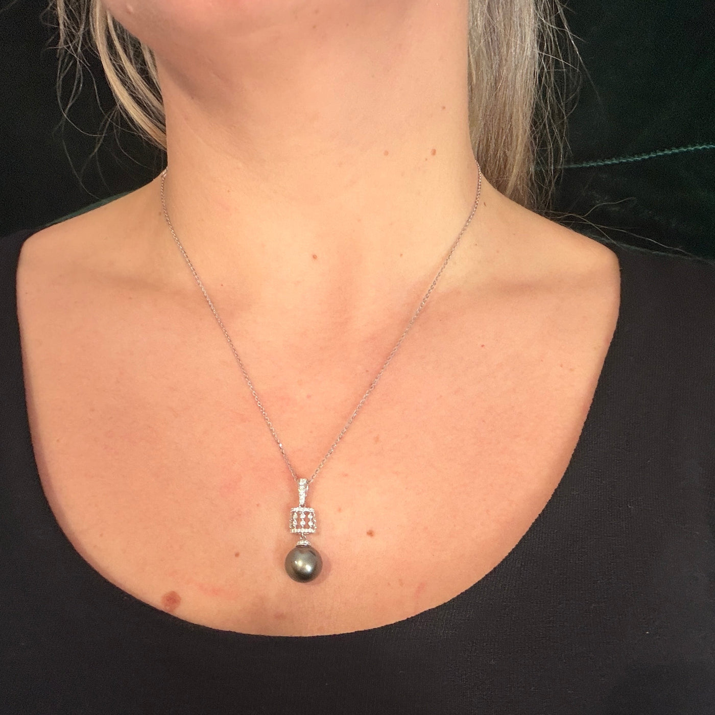 Regal Cage Tahitian Pendant