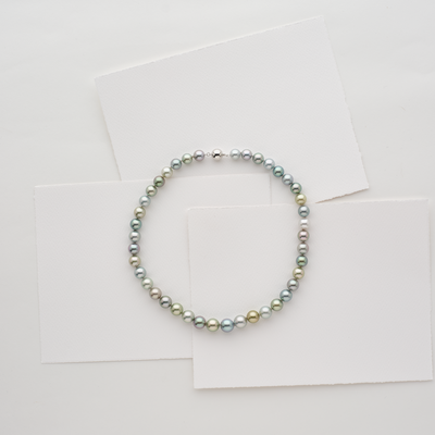 Tahitian Pistachio Lustre Strand