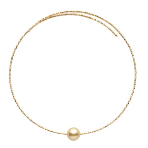 Golden South Seas Pearl Choker faceted gold bangle