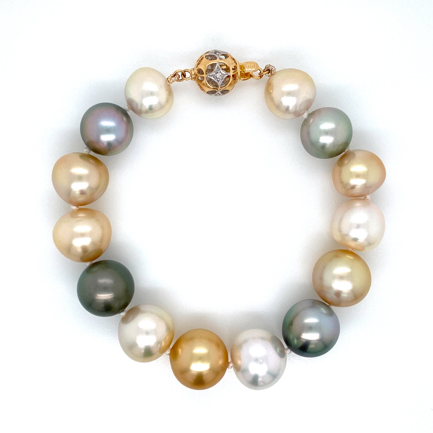 MCB14 Bracelet Pearls by Shari